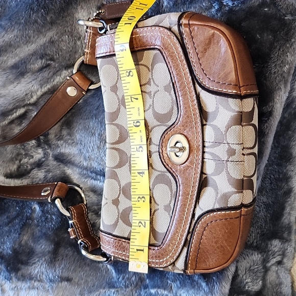 Authentic vintage Coach purse - Picture 11 of 12